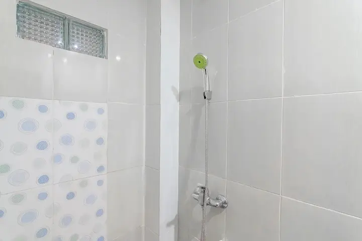 Палангкарая: RedDoorz @ Rajawali KM 5