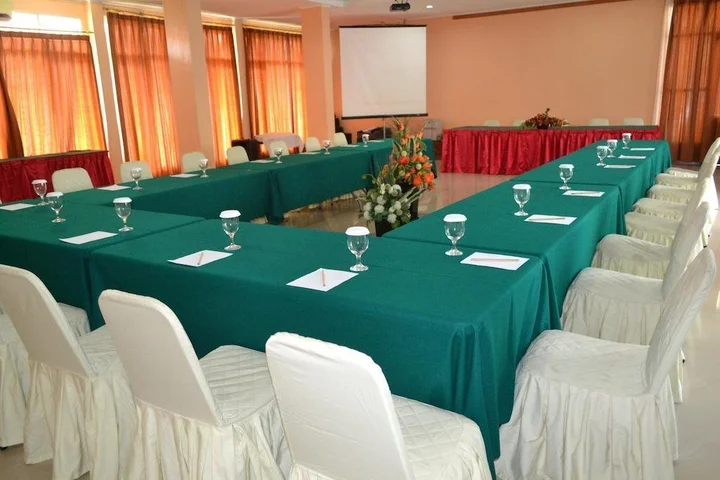 Пеканбару: Edotel Syariah Nilam Sari