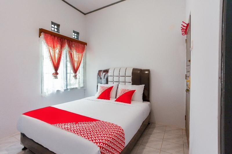 Букиттинги: OYO 2903 Putri Residence Syariah