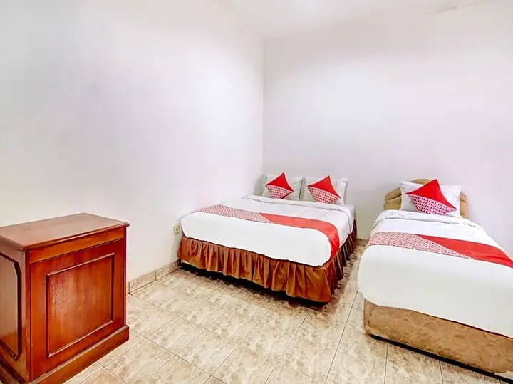 Джакарта: OYO 3133 Wisma Yampi Syari'ah
