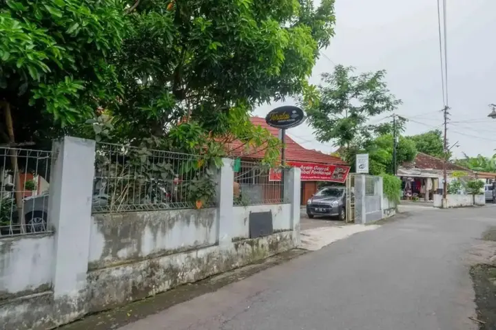 Батуретно: Oyo 2914 Teratai Guest House