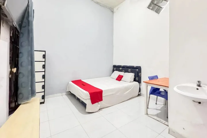 Палембанг: OYO 2933 Wisma Hiro Pertiwi
