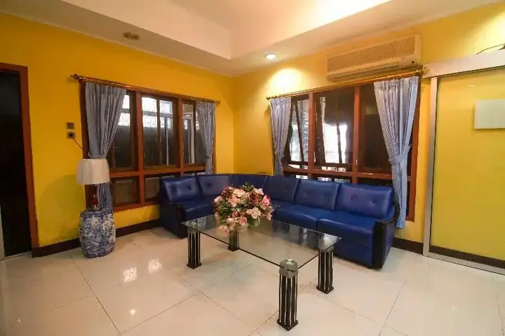 Амбон: OYO 3104 Wisata Hotel