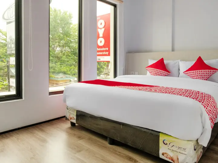 Медан: Super OYO 3150 Theodore Homestay