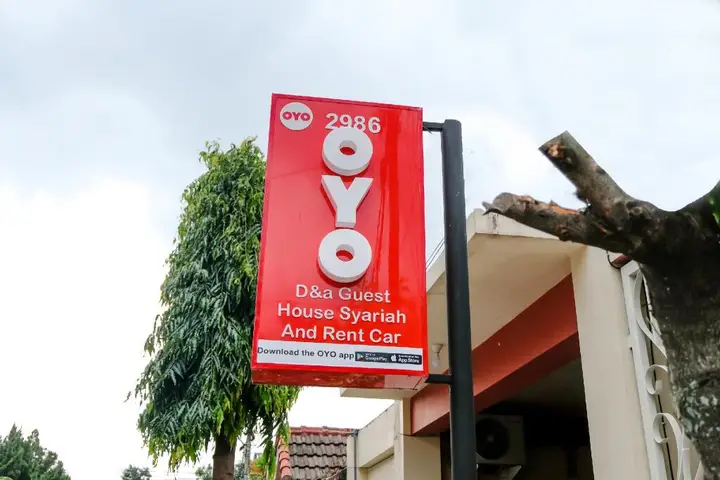 OYO 2986 D and a Guesthouse Syariah And Rent Car — фото 1