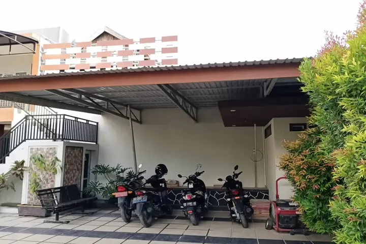 Палу: OYO 3240 Inninawa Homestay