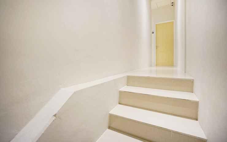 Депок: OYO 2599 Seturan First Living Adisutjipto Ambarukmo Hartono