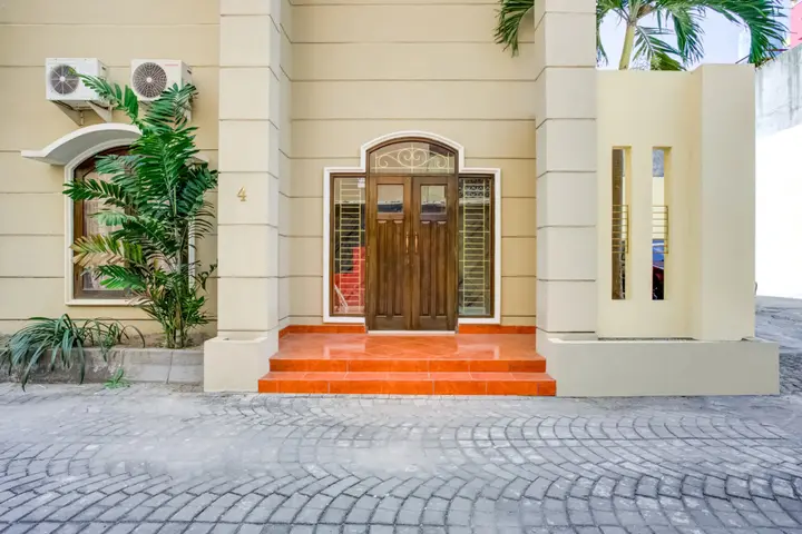 Депок: OYO 3144 Ndalem Amandari