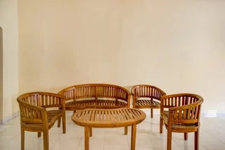 Депок: OYO 3144 Ndalem Amandari