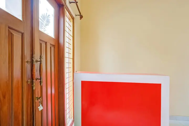 Депок: OYO 3144 Ndalem Amandari