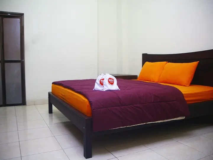 Депок: NIDA Rooms Ring Road Utara 1E
