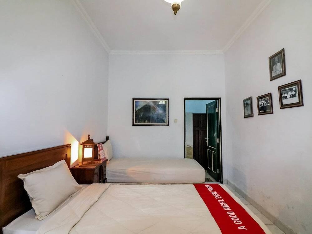Депок: NIDA Rooms Pisang 83B Depok Sleman