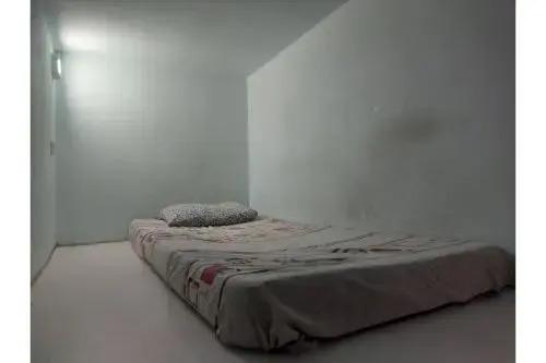 Джакарта: Kabin Kapsul Kayu Jati V Hostel