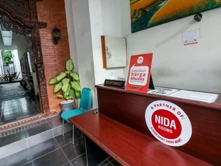 Депок: Nirvana Inn