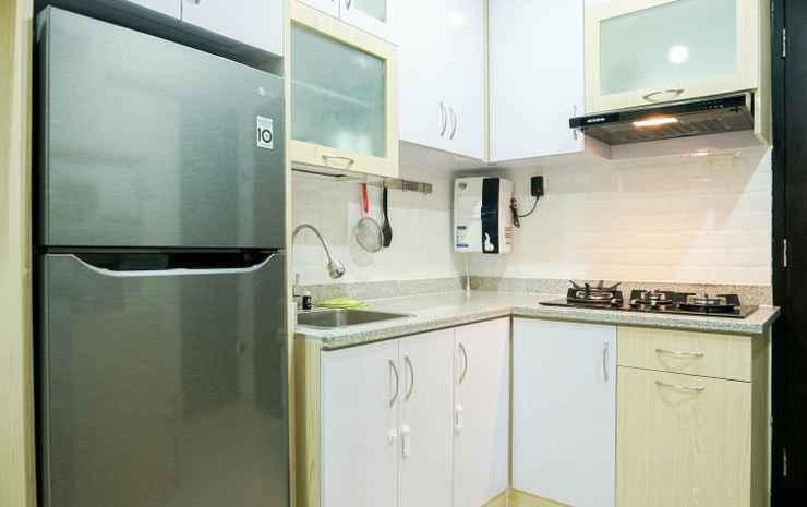 Депок: Cozy Minimalist 2BR with City View at Atlanta Apartment