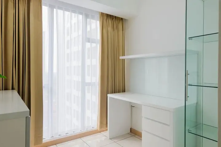 Legok: 2br Apartment with Study Room at M-Town Residence