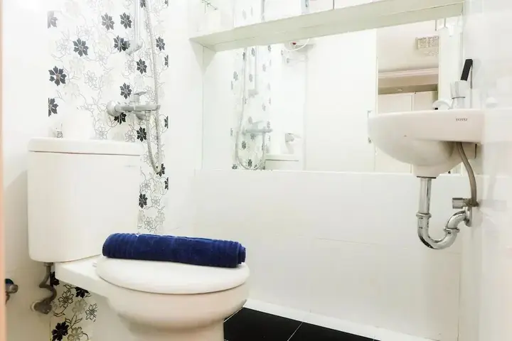 Джакарта: Posh 2BR Apartment at Bassura City near Shopping Mall