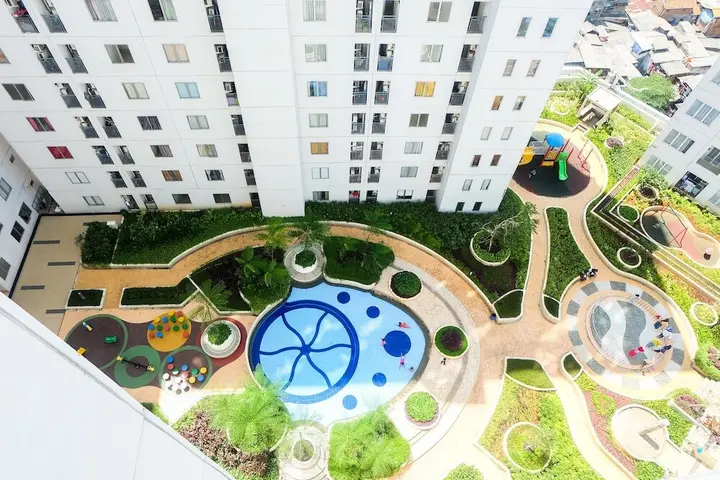 Джакарта: Posh 2BR Apartment at Bassura City near Shopping Mall