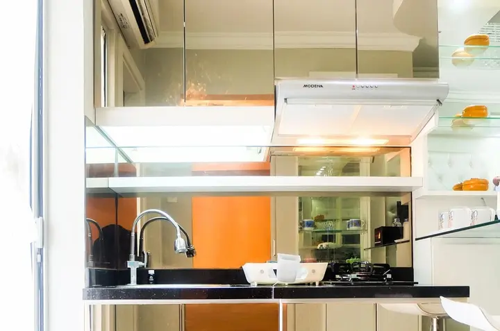 Джакарта: Posh 2BR Apartment at Bassura City near Shopping Mall