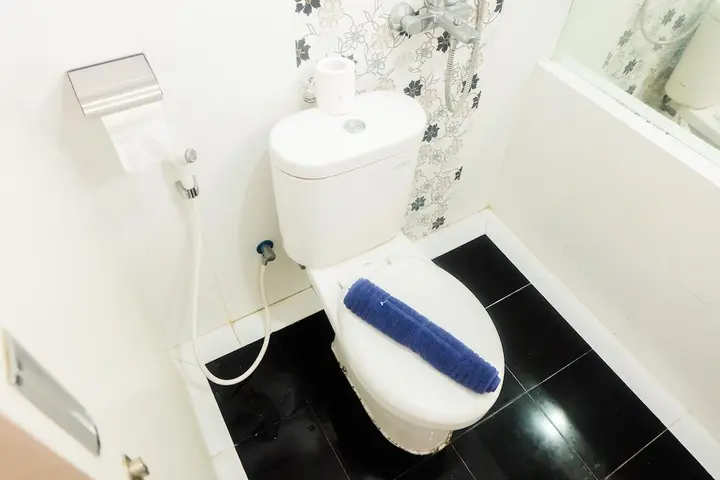 Джакарта: Posh 2BR Apartment at Bassura City near Shopping Mall