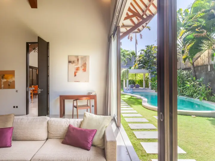 2BR Villa Alice Satu in Seminyak — фото 4