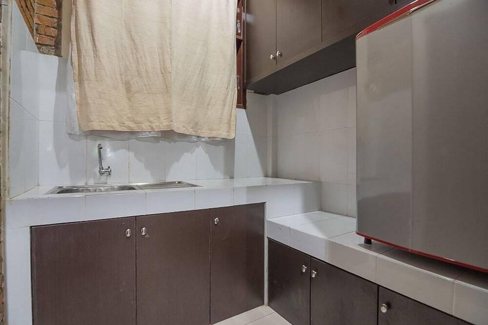 Медан: RedDoorz Plus near Cambridge City Square 2