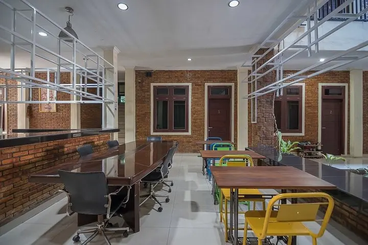 Медан: RedDoorz Plus near Cambridge City Square 2