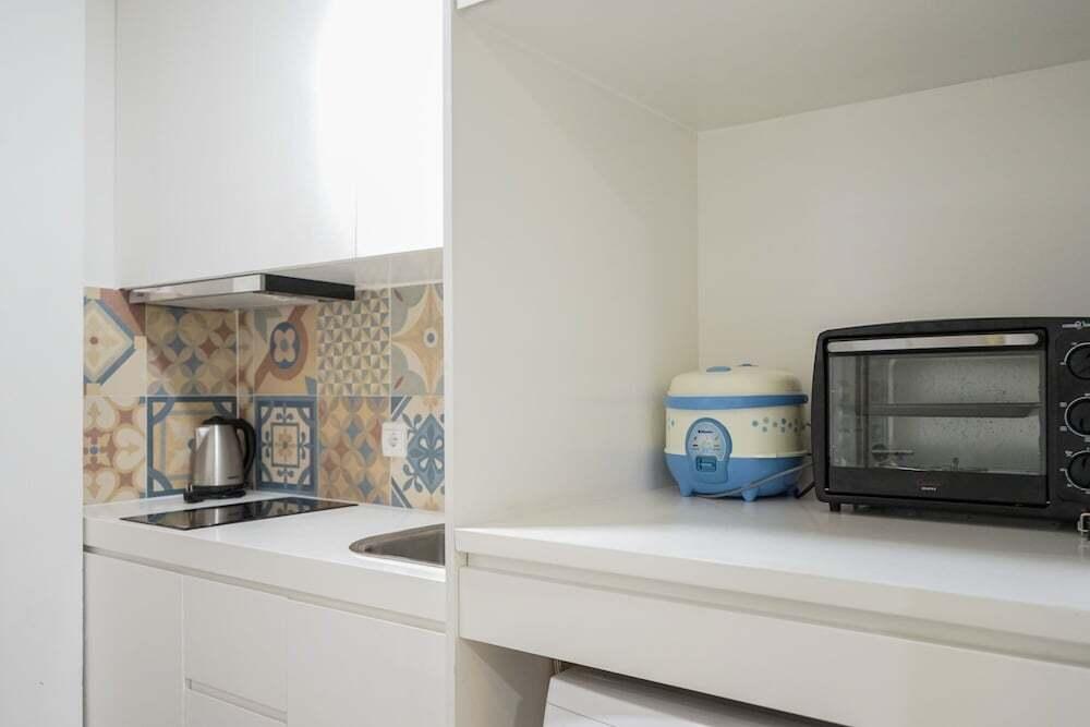 Тангеранг: Luxurious 2BR at Skandinavia Apartment By Travelio