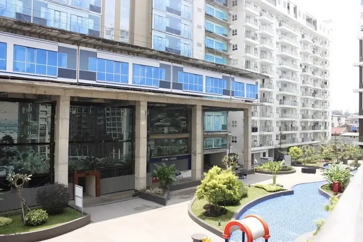 Бандунг: Simply Minimalist 2Br Gateway Pasteur Apartment