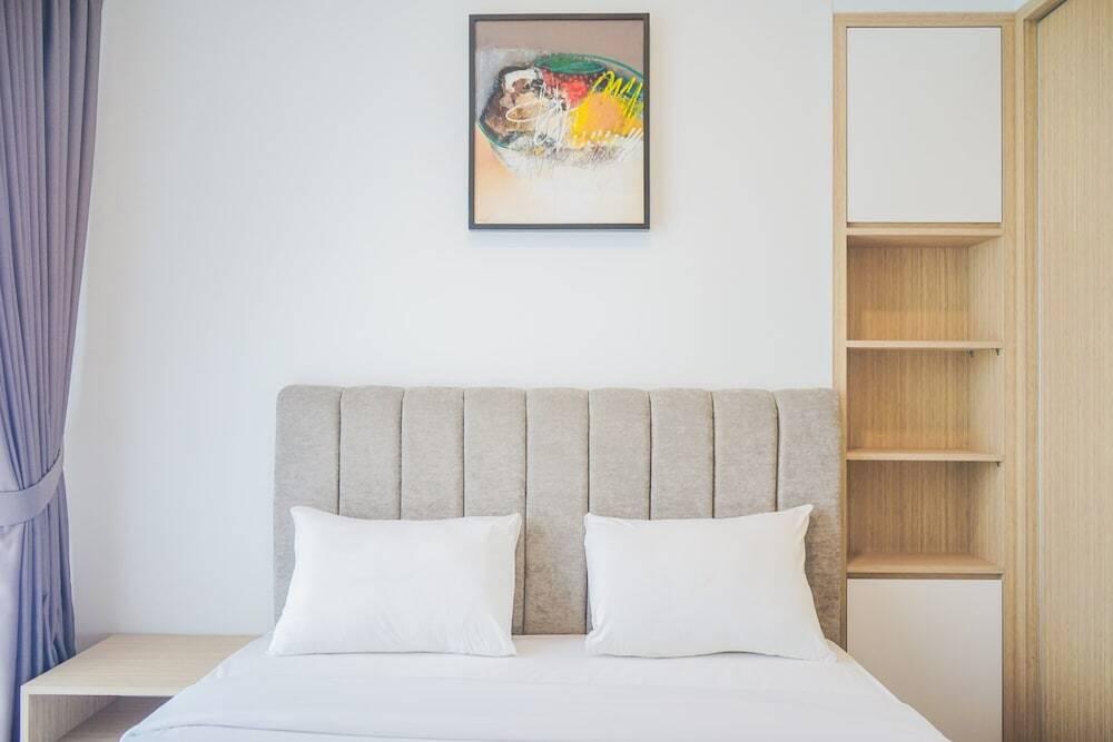 Legok: Comfortable 1BR Apartment at Marigold Nava Park