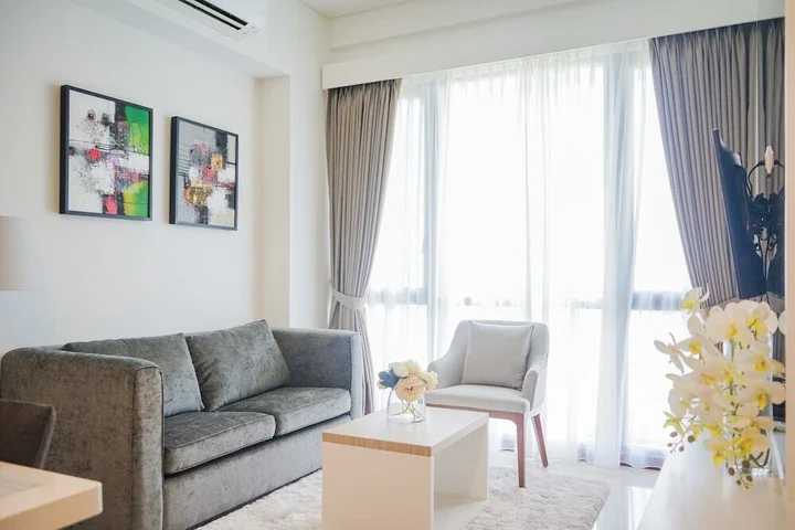 Legok: Comfortable 1BR Apartment at Marigold Nava Park