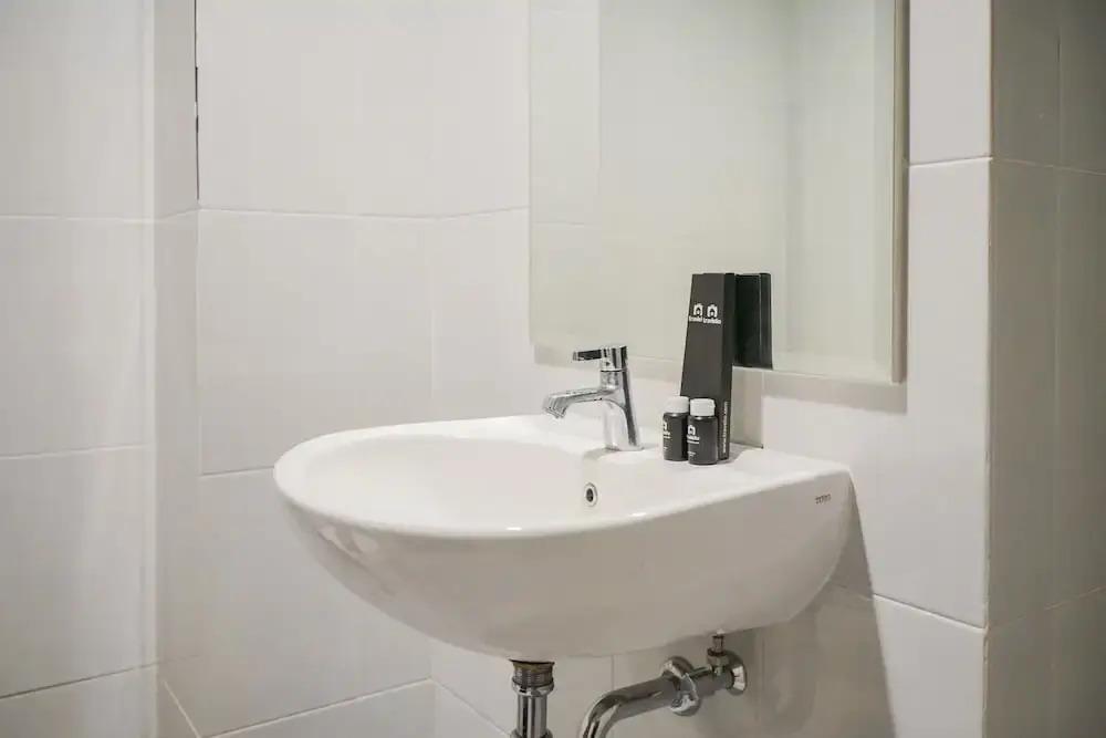 Legok: Minimalist and Comfortable 1BR Casa De Parco Apartment