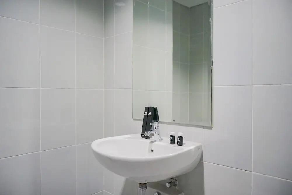 Legok: Modern and Tranquil 1BR @ Casa De Parco Apartment