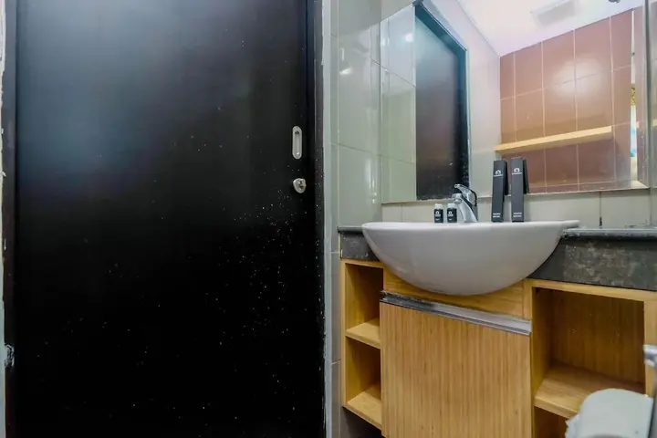 Депок: Enjoy 1BR Apartment at Atlanta Residence