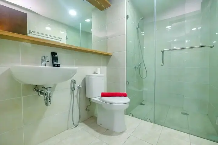 Чикаранг: Comfortable 1BR Apartment at Mustika Golf Residence