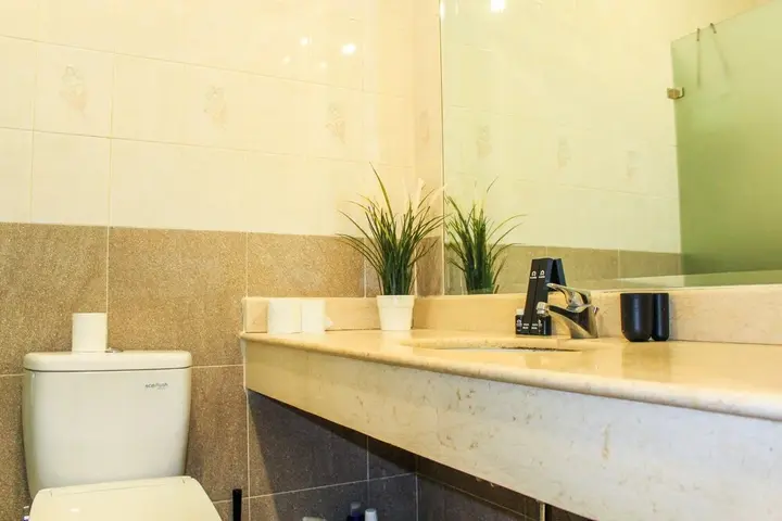 Джакарта: Spacious 2BR Ambassador 2 Apartment