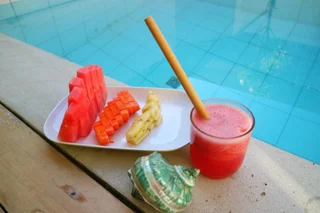 Гили-Мено: Meno Suites