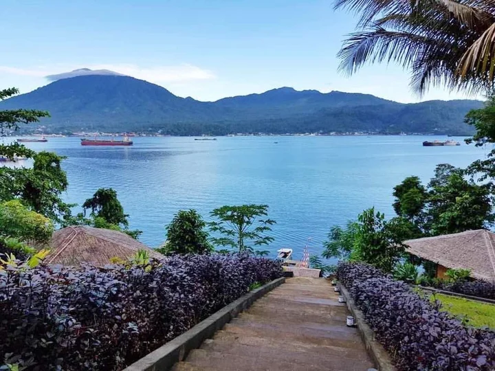 Битунг: K2 Resort Lembeh