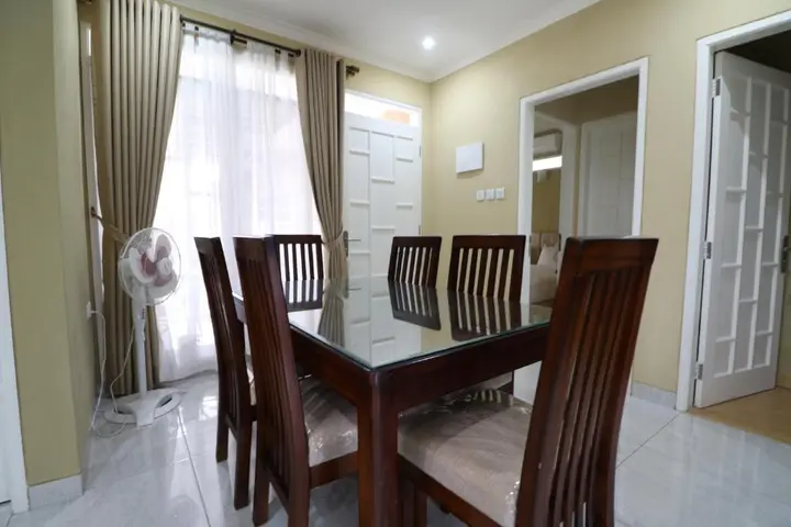Чипанас: Diyar Villas Puncak M6/12