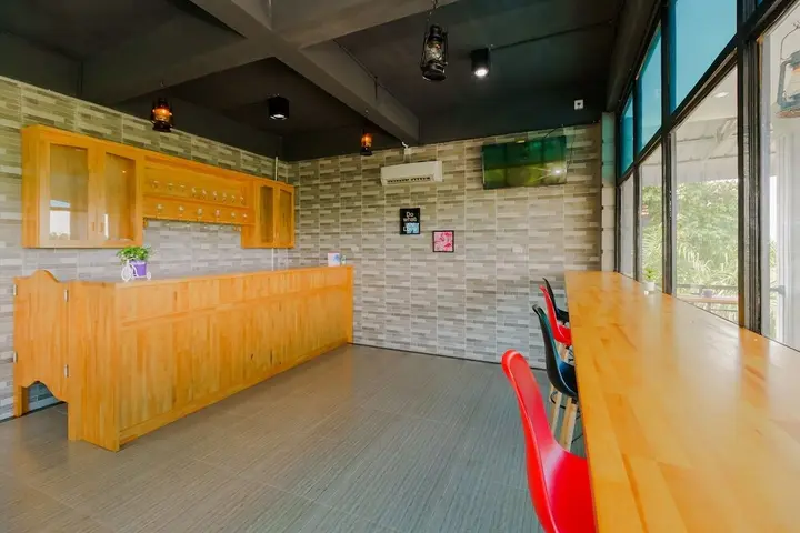 Петумбак: RedDoorz Plus near Kualanamu International Airport 2