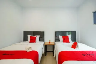Петумбак: RedDoorz Plus near Kualanamu International Airport 2