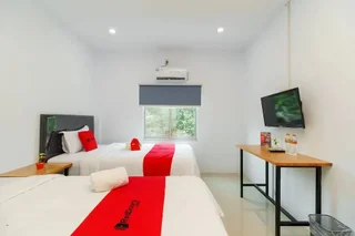 Петумбак: RedDoorz Plus near Kualanamu International Airport 2