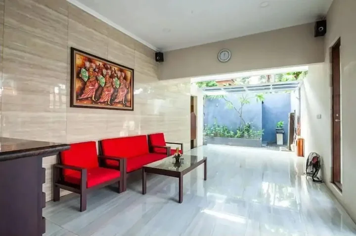 Кута: 8-BR Private Pool Villa Walk to Seminyak Beach