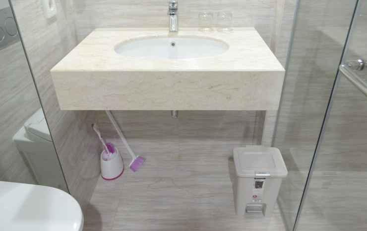 Депок: The Cabin Apartment Unit 9B02