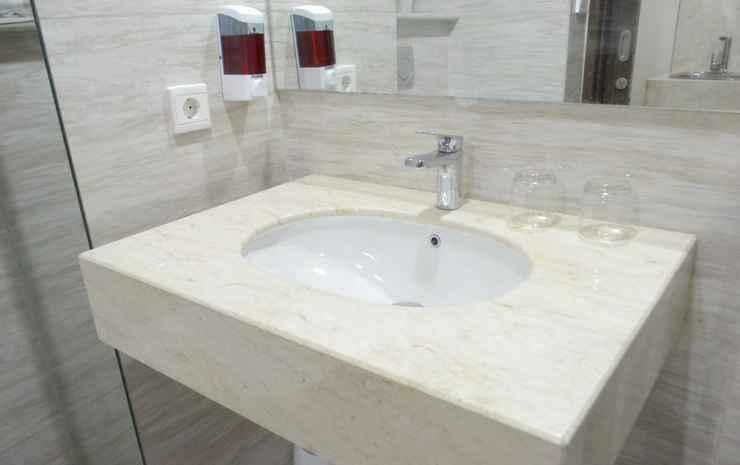 Депок: The Cabin Apartment Unit 9A11