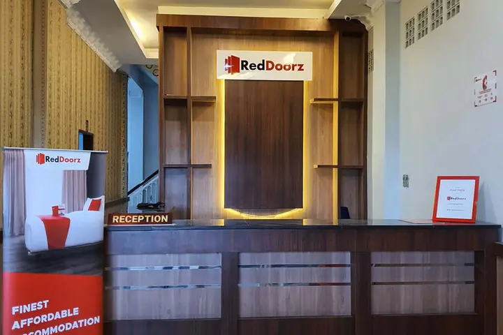Петумбак: RedDoorz near CitraLand Gama City Medan