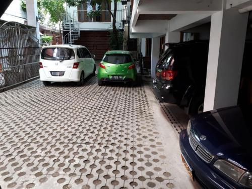 Суракарта: Kemuning Homestay