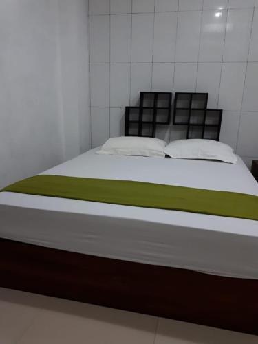 Суракарта: Kemuning Homestay