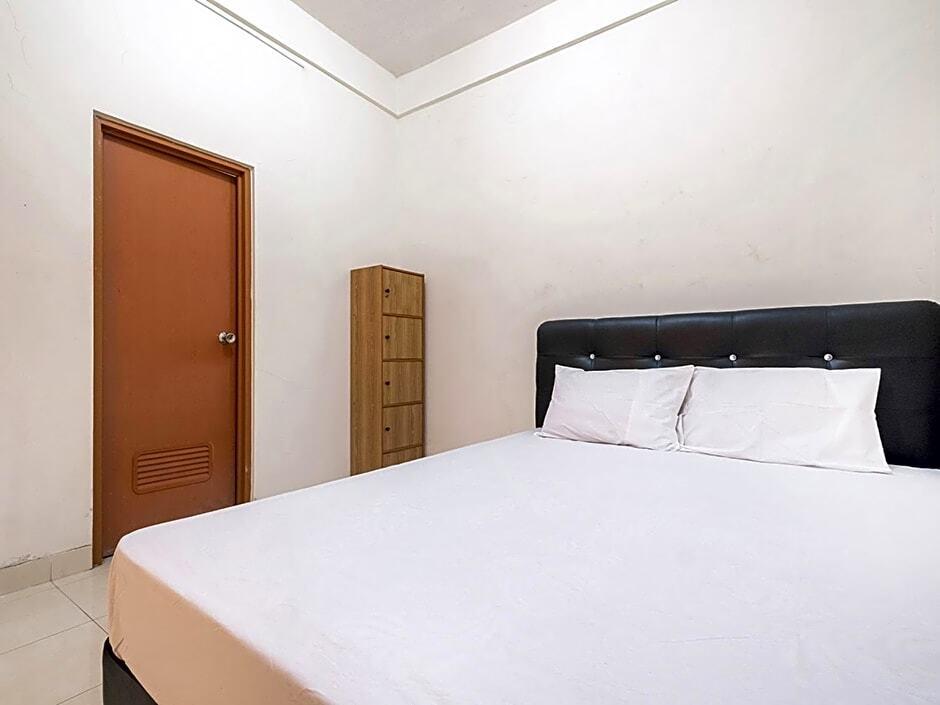 Депок: OYO Life 2807 Nusa Indah Kost Putri