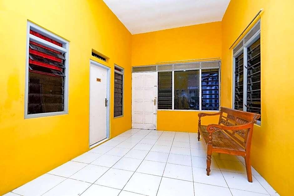 Суракарта: OYO Life 2867 Kos Kuning